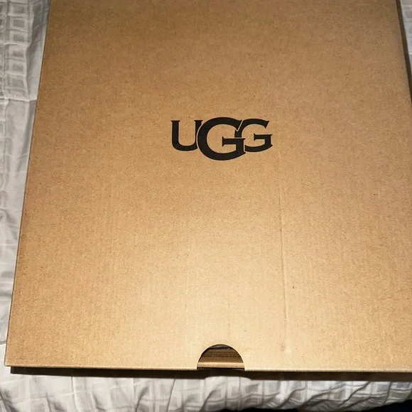 Women’s Ugg boots - Picture 5 of 5